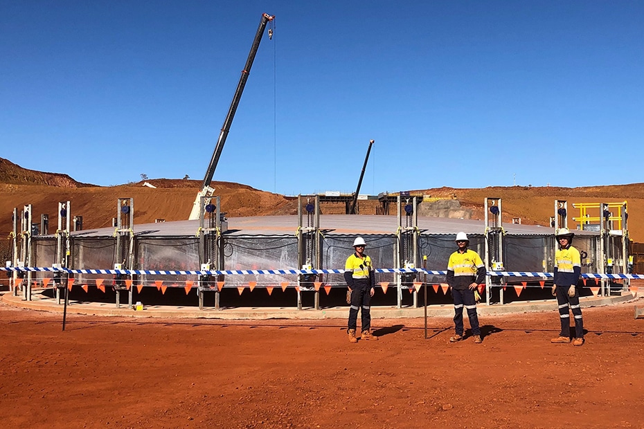 Tank jacking system on site